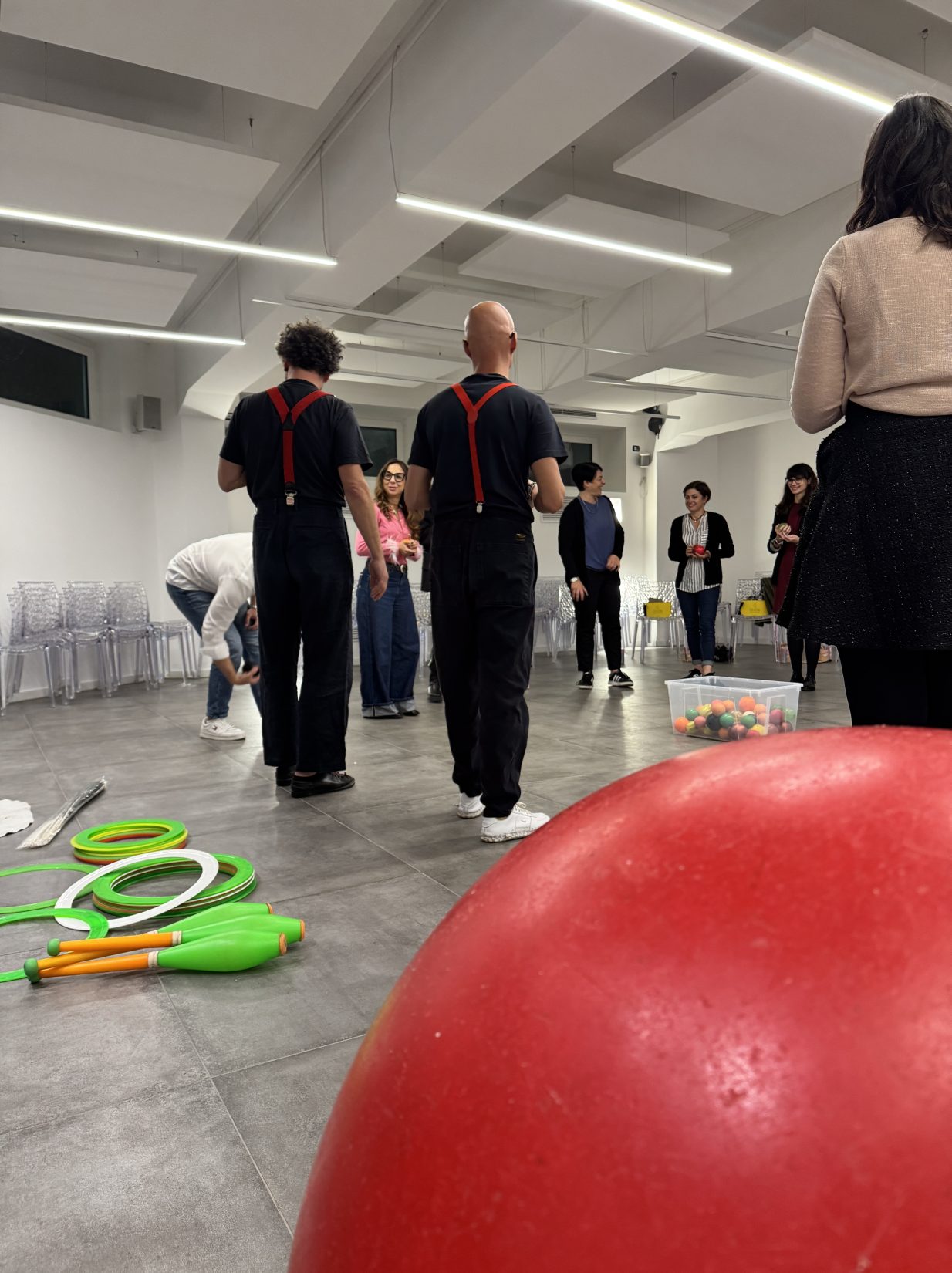 Formazione esperienziale - team building artistico con il circo